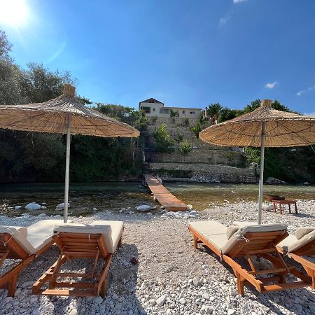 River Escape Villa - Private Beach, Scenic View & Bbq Tepelene Exterior foto