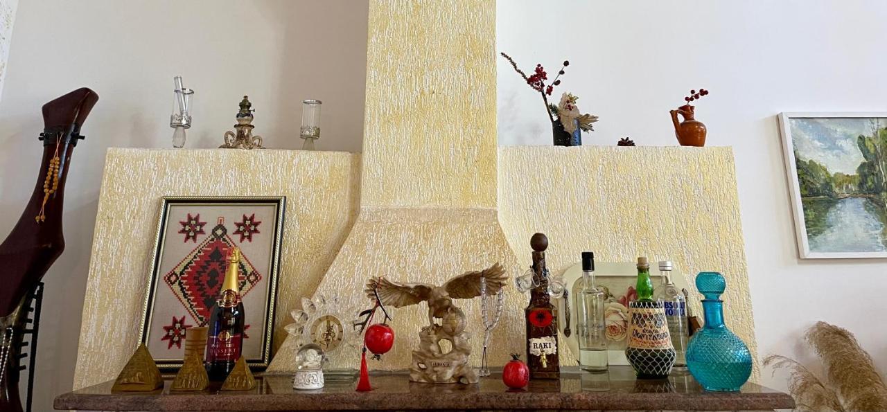 River Escape Villa - Private Beach, Scenic View & Bbq Tepelene Exterior foto