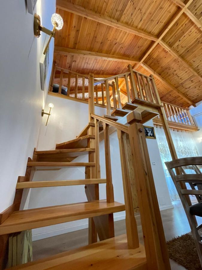 River Escape Villa - Private Beach, Scenic View & Bbq Tepelene Exterior foto